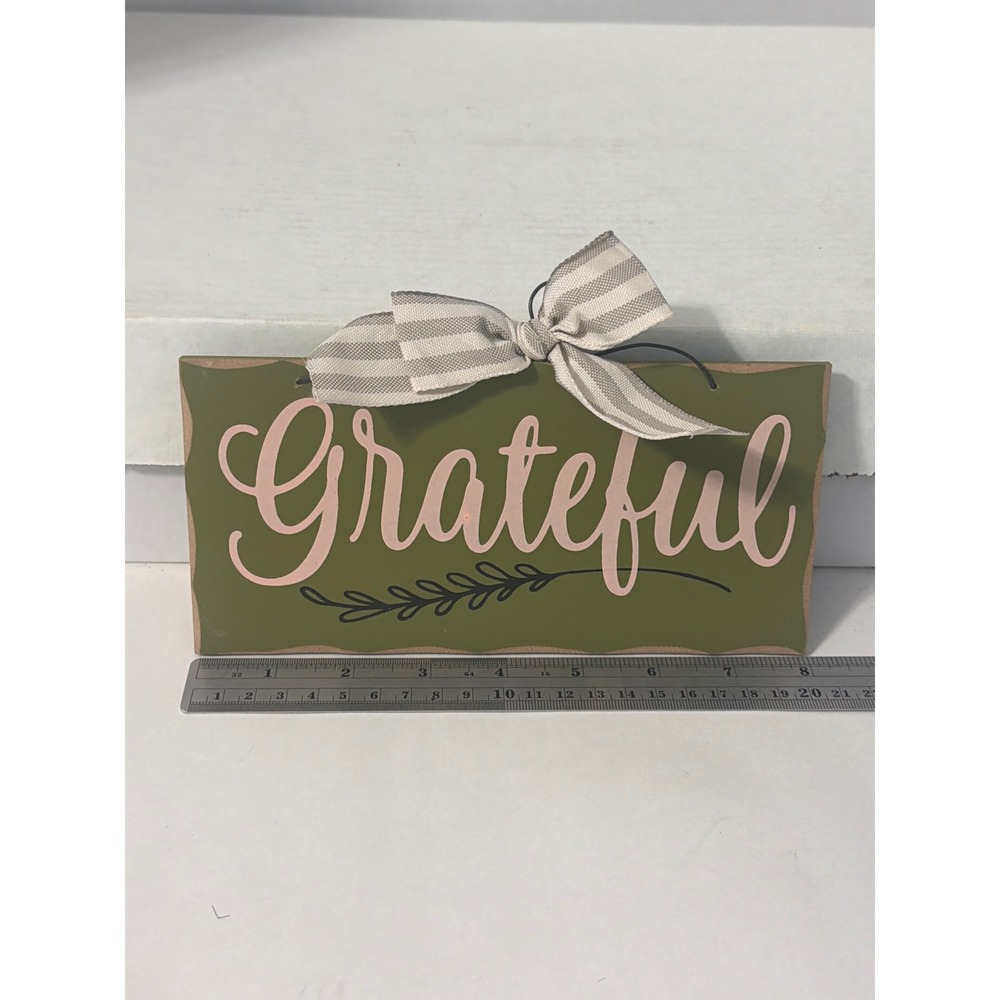 Creative Design Ltd Grateful Wooden Sign Olive Green Pink Farmhouse Wall Decor